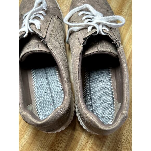 Clarks sparkly tan metallic sneakers womens 8 casual comfort walking boho - Picture 7 of 8